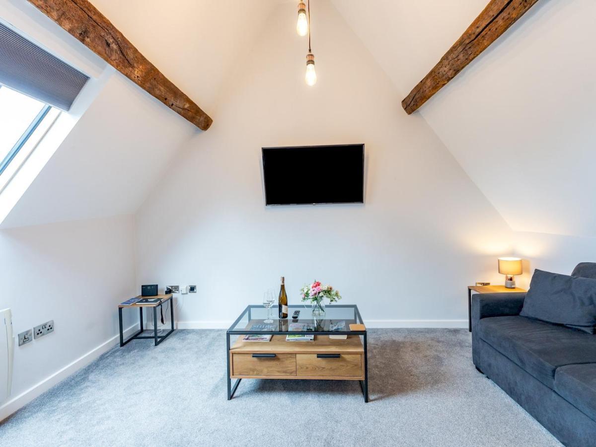 Pass The Keys 5C Charming Town Centre Apartment With Roof Top Views Shrewsbury Eksteriør bilde